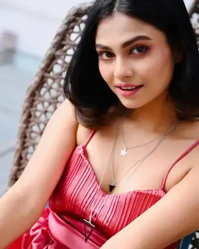 Call Girls Service in Nawabganj
